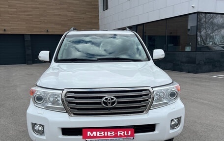 Toyota Land Cruiser 200, 2014 год, 4 100 000 рублей, 3 фотография