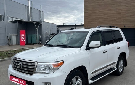 Toyota Land Cruiser 200, 2014 год, 4 100 000 рублей, 2 фотография