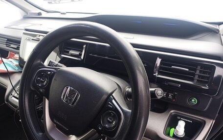 Honda Stepwgn IV, 2016 год, 1 800 000 рублей, 5 фотография