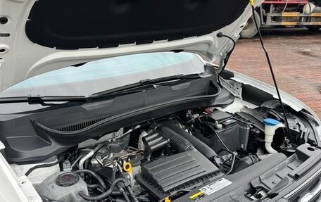 Volkswagen T-Cross I, 2023 год, 2 280 000 рублей, 18 фотография