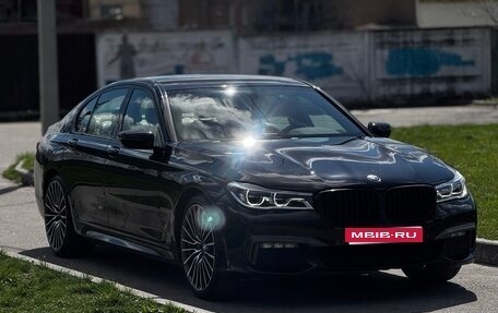 BMW 7 серия, 2018 год, 2 600 000 рублей, 1 фотография