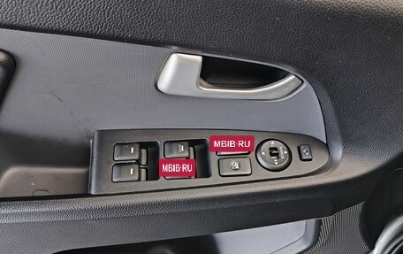 KIA Sportage III, 2012 год, 1 280 000 рублей, 17 фотография