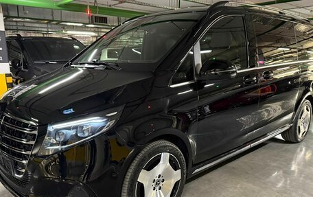 Mercedes-Benz V-Класс, 2026 год, 15 990 000 рублей, 3 фотография