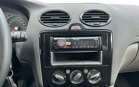 Ford Focus II рестайлинг, 2005 год, 550 000 рублей, 15 фотография