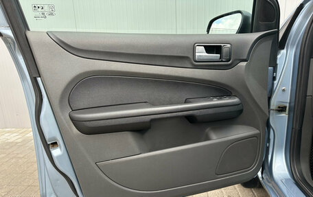 Ford Focus II рестайлинг, 2005 год, 550 000 рублей, 18 фотография