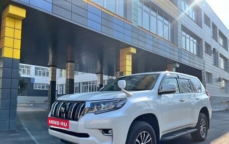 Toyota Land Cruiser Prado 150 рестайлинг 2, 2020 год, 4 994 000 рублей, 2 фотография