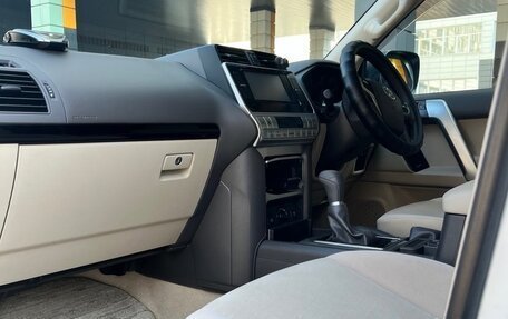 Toyota Land Cruiser Prado 150 рестайлинг 2, 2020 год, 4 994 000 рублей, 16 фотография