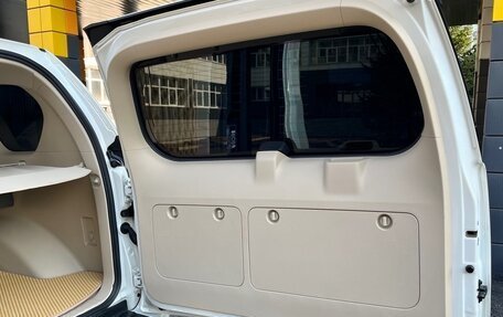 Toyota Land Cruiser Prado 150 рестайлинг 2, 2020 год, 4 994 000 рублей, 15 фотография