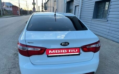 KIA Rio III рестайлинг, 2013 год, 848 000 рублей, 4 фотография