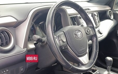 Toyota RAV4, 2019 год, 2 650 000 рублей, 9 фотография