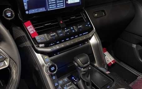 Toyota Land Cruiser, 2025 год, 12 980 000 рублей, 7 фотография