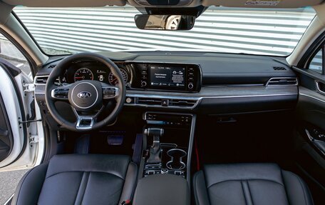 KIA K5, 2021 год, 2 295 000 рублей, 16 фотография