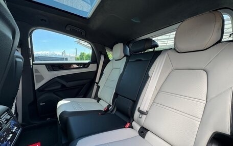 Porsche Cayenne III, 2026 год, 22 490 000 рублей, 28 фотография