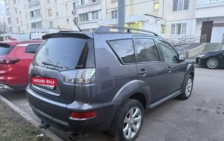Mitsubishi Outlander III рестайлинг 3, 2011 год, 1 200 000 рублей, 3 фотография