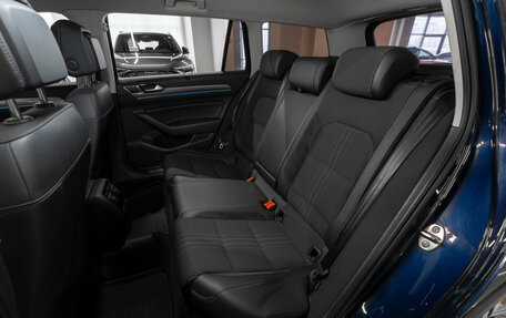 Volkswagen Passat B8 рестайлинг, 2017 год, 2 850 000 рублей, 12 фотография