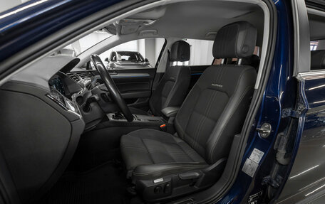 Volkswagen Passat B8 рестайлинг, 2017 год, 2 850 000 рублей, 9 фотография