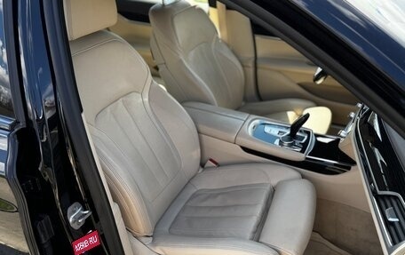 BMW 7 серия, 2018 год, 2 600 000 рублей, 18 фотография