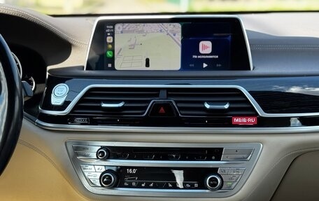 BMW 7 серия, 2018 год, 2 600 000 рублей, 13 фотография