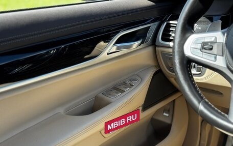 BMW 7 серия, 2018 год, 2 600 000 рублей, 14 фотография