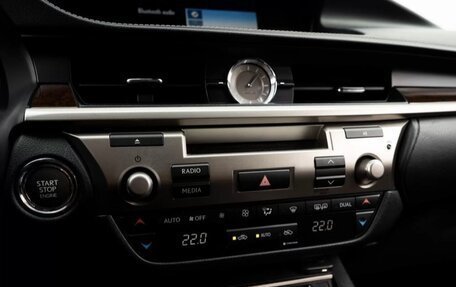 Lexus ES VII, 2013 год, 2 250 000 рублей, 22 фотография