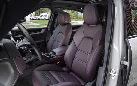 Porsche Cayenne III, 2025 год, 15 470 000 рублей, 10 фотография