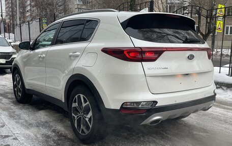 KIA Sportage IV рестайлинг, 2020 год, 2 580 000 рублей, 1 фотография