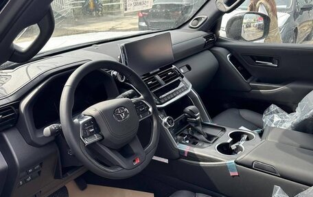 Toyota Land Cruiser, 2026 год, 13 370 000 рублей, 8 фотография