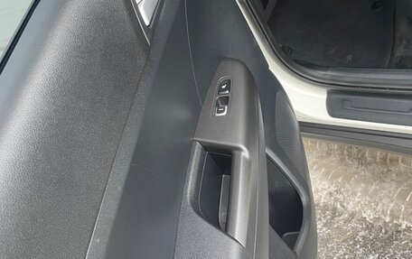 KIA Sportage IV рестайлинг, 2020 год, 2 580 000 рублей, 16 фотография