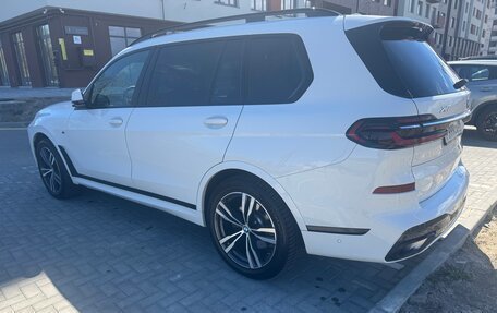 BMW X7, 2023 год, 13 850 000 рублей, 2 фотография