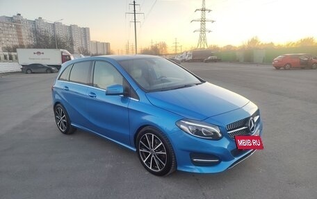 Mercedes-Benz B-Класс, 2015 год, 1 950 000 рублей, 2 фотография