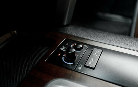 Toyota Land Cruiser 200, 2015 год, 4 160 000 рублей, 27 фотография