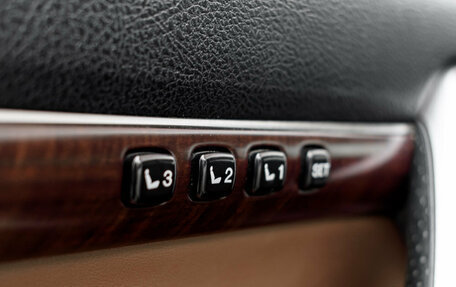 Toyota Land Cruiser 200, 2015 год, 4 160 000 рублей, 32 фотография