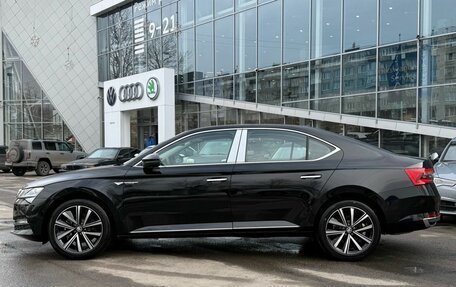 Skoda Superb III рестайлинг, 2025 год, 3 250 000 рублей, 2 фотография