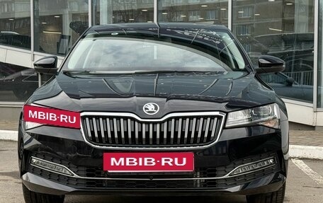 Skoda Superb III рестайлинг, 2025 год, 3 250 000 рублей, 8 фотография