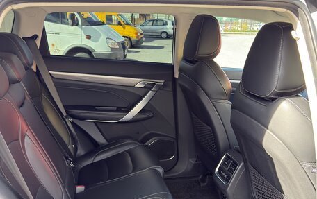 Geely Atlas, 2024 год, 1 720 000 рублей, 12 фотография