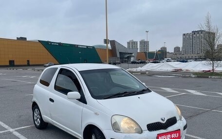Toyota Vitz, 2003 год, 239 000 рублей, 1 фотография