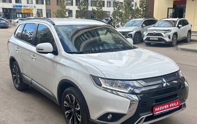 Mitsubishi Outlander III рестайлинг 3, 2021 год, 1 840 000 рублей, 1 фотография
