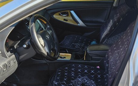 Toyota Camry, 2007 год, 850 000 рублей, 10 фотография