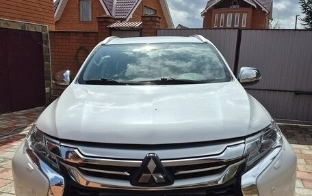 Mitsubishi Pajero Sport III рестайлинг, 2020 год, 3 500 000 рублей, 4 фотография