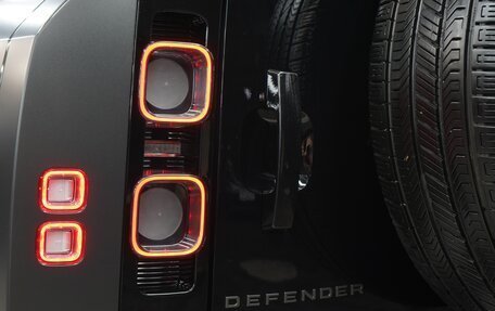 Land Rover Defender II, 2022 год, 14 999 000 рублей, 14 фотография