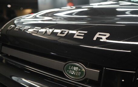 Land Rover Defender II, 2022 год, 14 999 000 рублей, 13 фотография