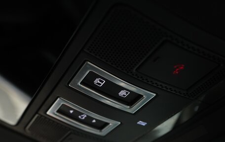 Land Rover Defender II, 2022 год, 14 999 000 рублей, 25 фотография