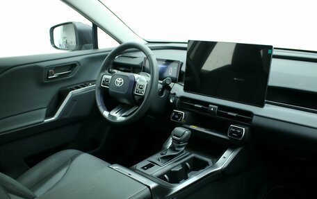 Toyota RAV4, 2026 год, 4 550 000 рублей, 4 фотография