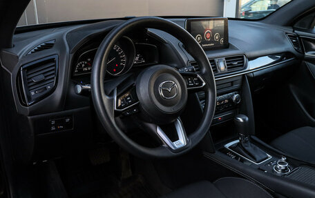 Mazda CX-4, 2023 год, 2 500 000 рублей, 13 фотография