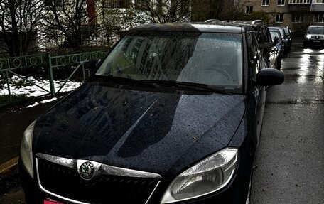 Skoda Fabia II, 2011 год, 450 000 рублей, 2 фотография