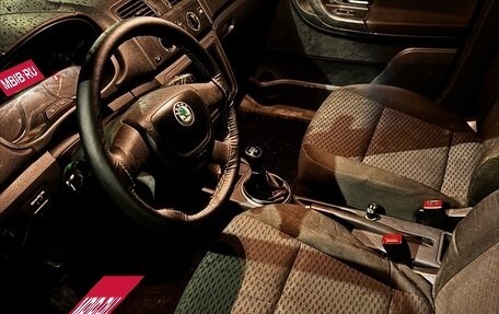 Skoda Fabia II, 2011 год, 450 000 рублей, 5 фотография