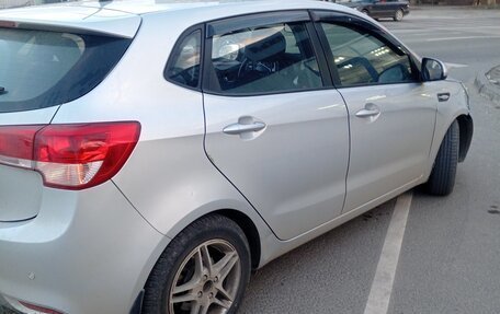 KIA Rio III рестайлинг, 2015 год, 600 000 рублей, 3 фотография