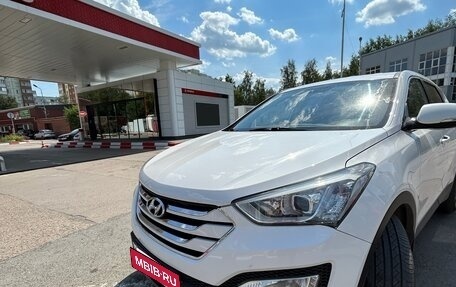 Hyundai Santa Fe III рестайлинг, 2014 год, 2 000 000 рублей, 3 фотография