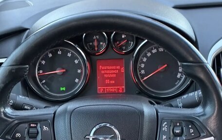 Opel Astra J, 2011 год, 630 000 рублей, 9 фотография