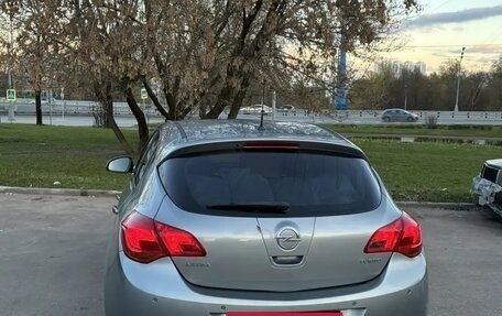 Opel Astra J, 2011 год, 630 000 рублей, 7 фотография